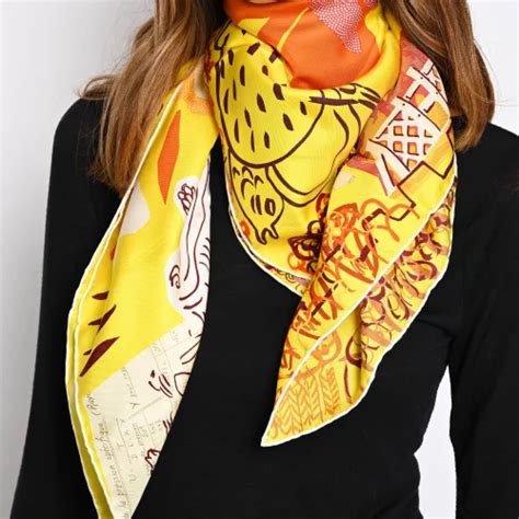 carre hermes la maison des oiseaux parleurs|Hermes La Maison des Oiseaux Parleurs Twill Silk 90 Scarf .